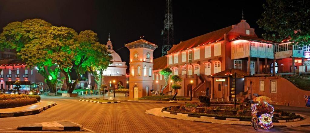 My Jonker Homes Малакка Экстерьер фото